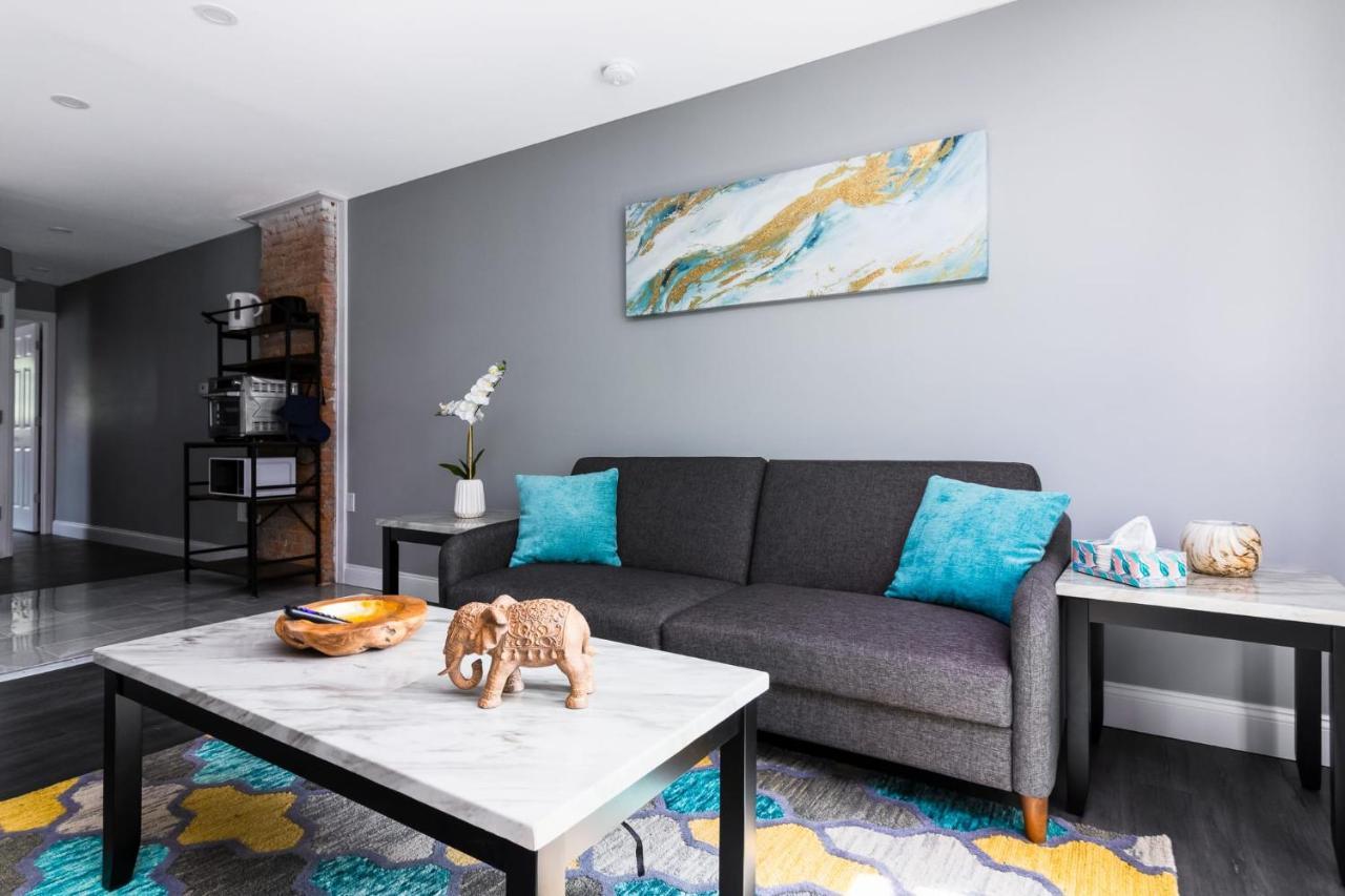 Quaint 1 Bedroom Apartment Sleeps 2-3, Near Niagara Falls Bagian luar foto