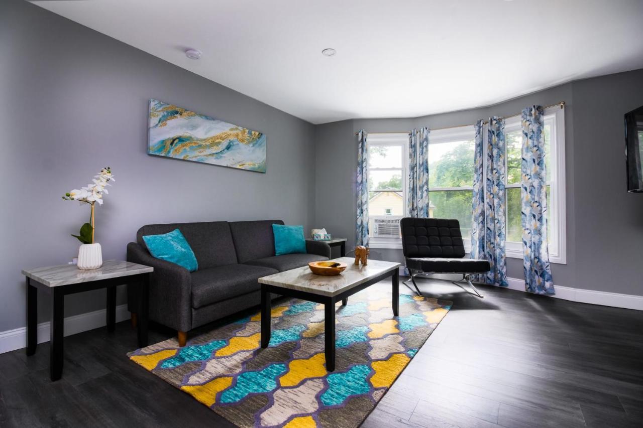 Quaint 1 Bedroom Apartment Sleeps 2-3, Near Niagara Falls Bagian luar foto