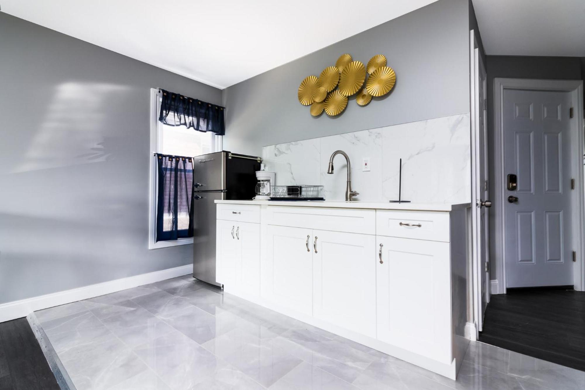 Quaint 1 Bedroom Apartment Sleeps 2-3, Near Niagara Falls Bagian luar foto